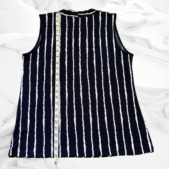 Jones NY Signature V Neck Woman Sleeveless Striped Top Pullover Small - Picture 7 of 7